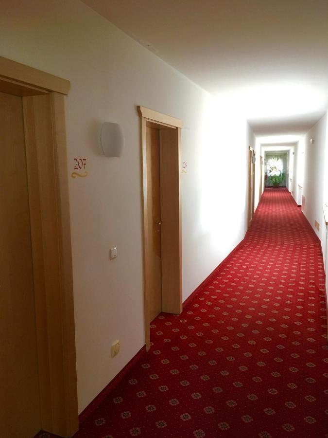 Hotel Turmwirt Ora / Auer Exterior foto